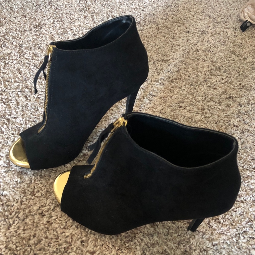 Black/Gold Booties